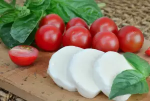 Mozzarella K Večeři